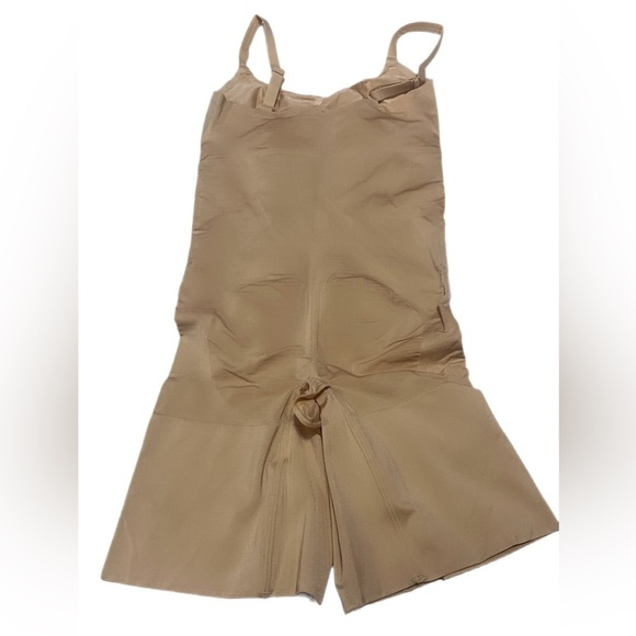 NNT Spanx OnCore Mid-Thigh sculpting lightweight shapewear Bodysuit S and M - Picture 3 of 3
